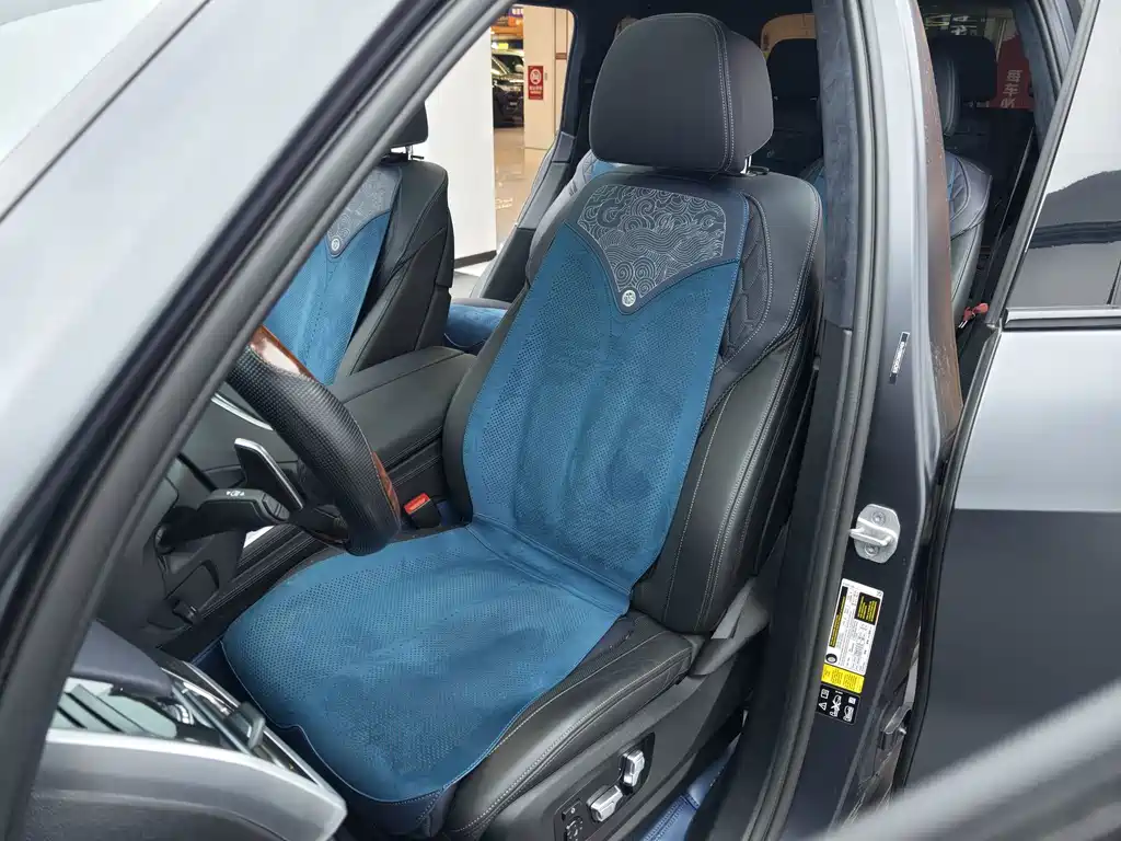 BMW X7 — миниатюра 13