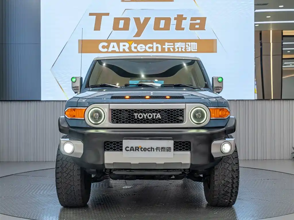 Toyota FJ Cruiser 2020