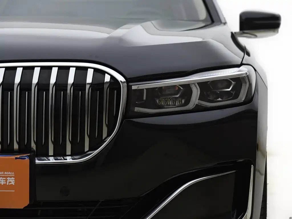 BMW 7 Series — миниатюра 3