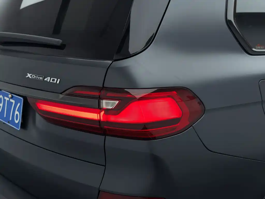 BMW X7 — миниатюра 8