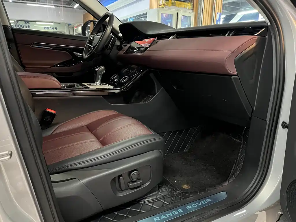 LAND ROVER RANGE ROVER AURORA