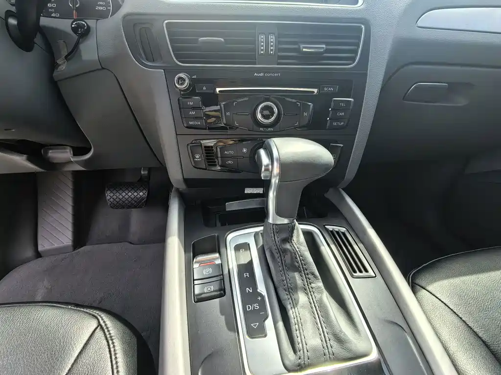 Audi Q5 — миниатюра 11