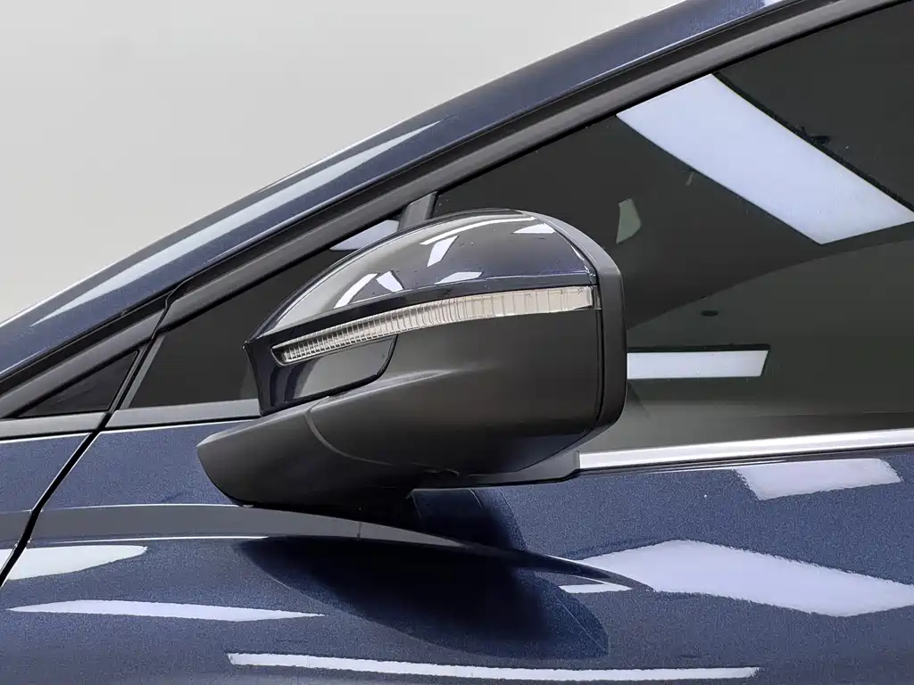 Audi Q4 e-tron — миниатюра 11
