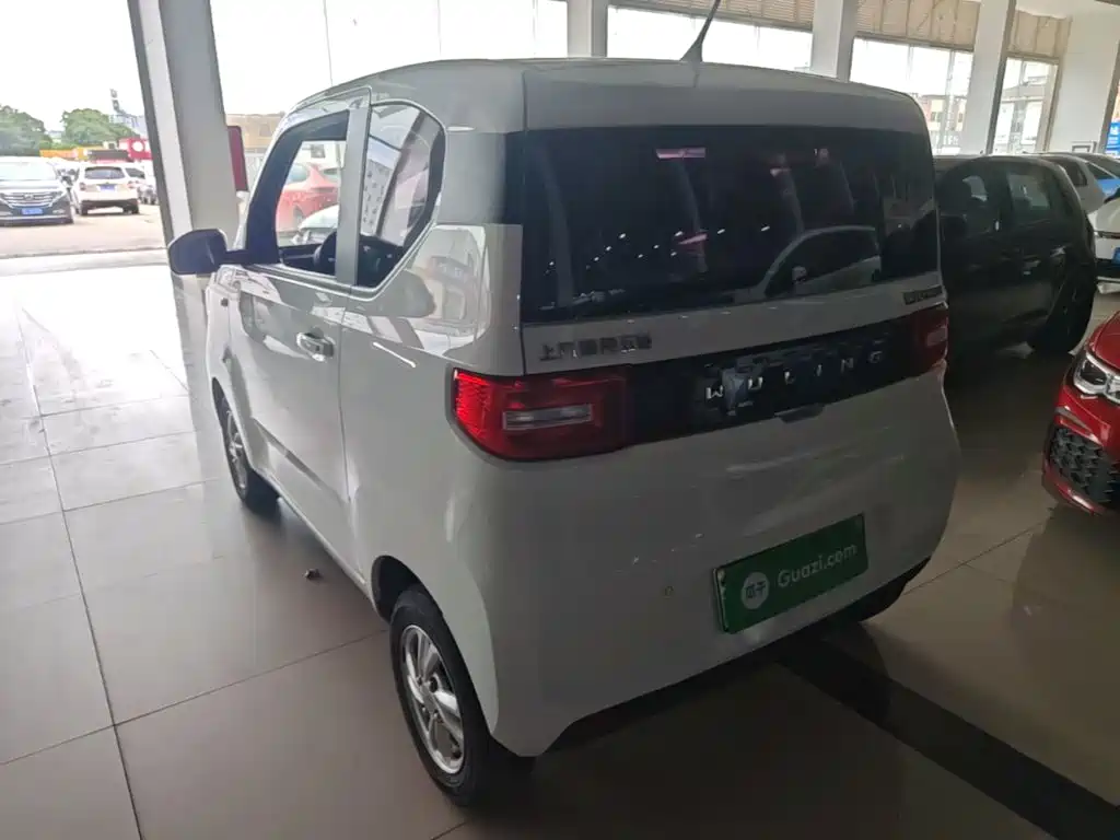Wuling MINIEV — миниатюра 5