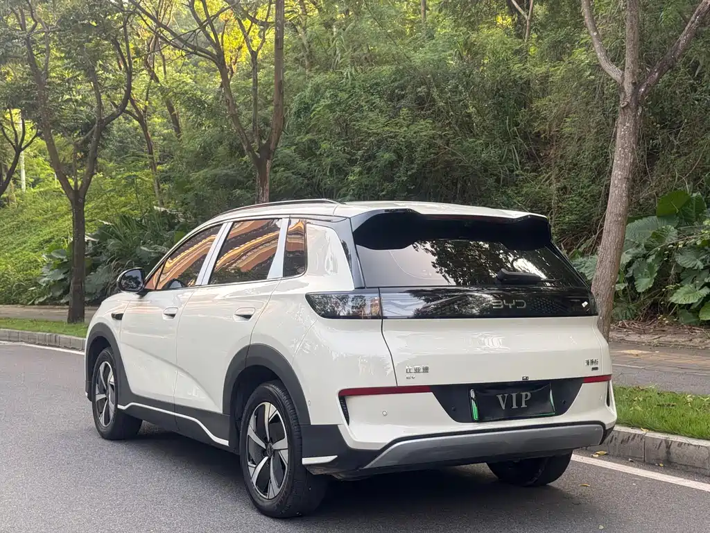 BYD Sealion 05 EV — миниатюра 12