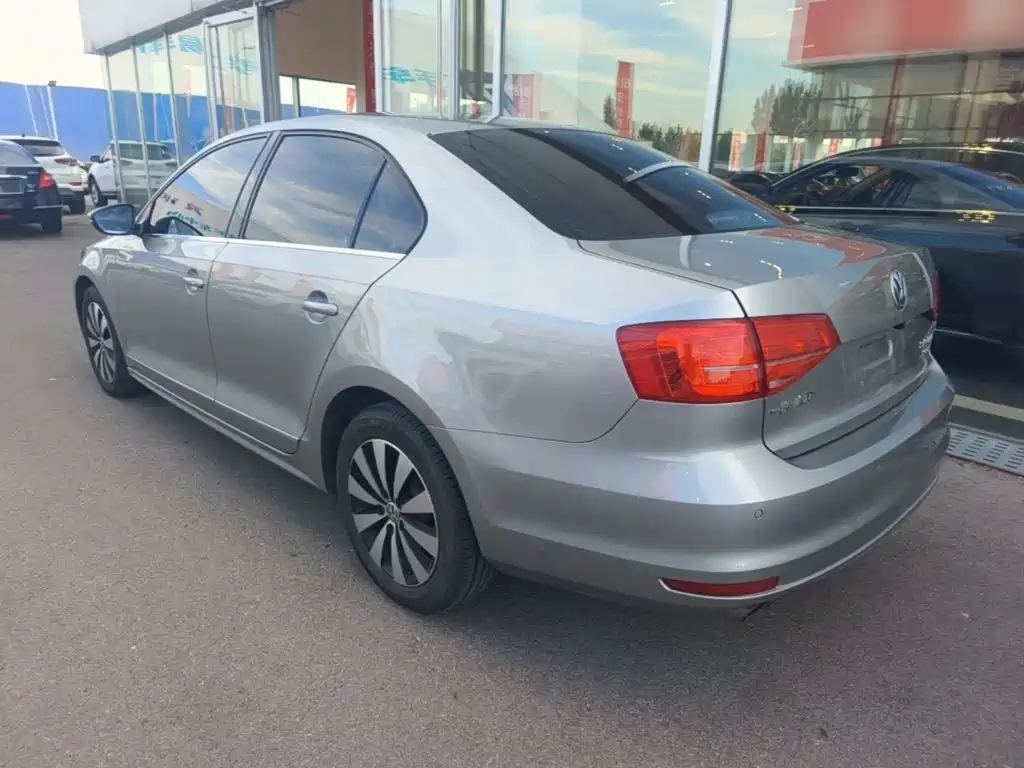 Volkswagen Sagitar — миниатюра 5