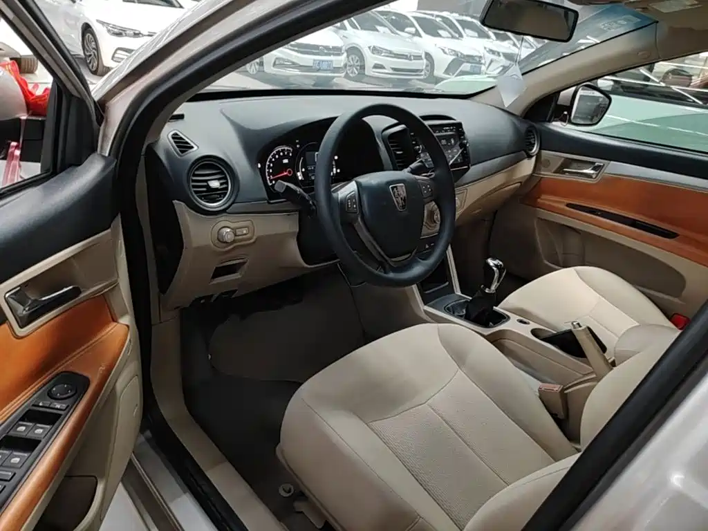 Roewe 350 — миниатюра 15