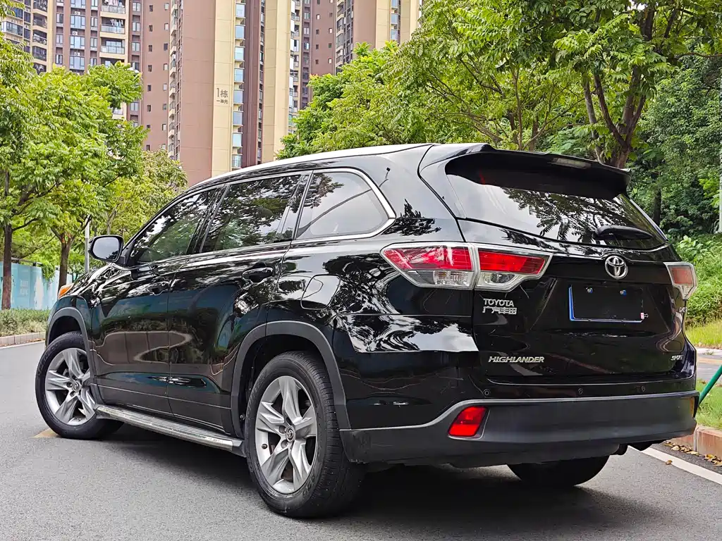 Toyota Highlander — миниатюра 7