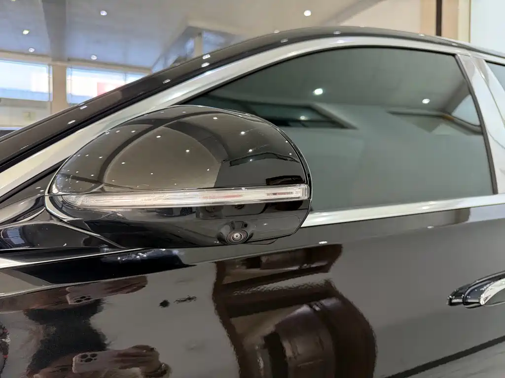 MERCEDES-BENZ MAYBACH S CLASS