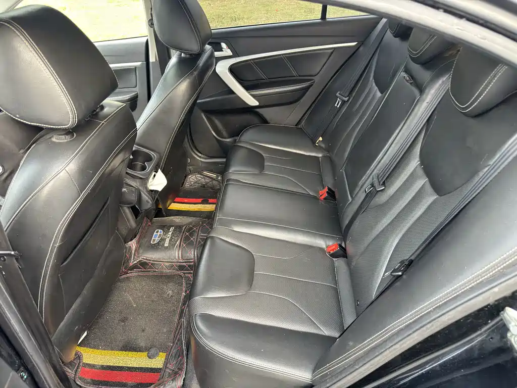 Geely Emgrand — миниатюра 6