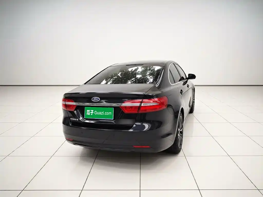 Ford Taurus — миниатюра 3