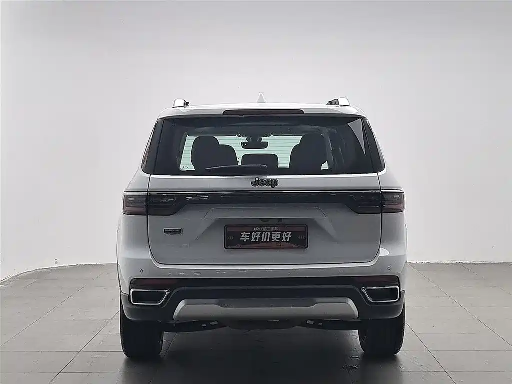 JEEP GRAND COMMANDER