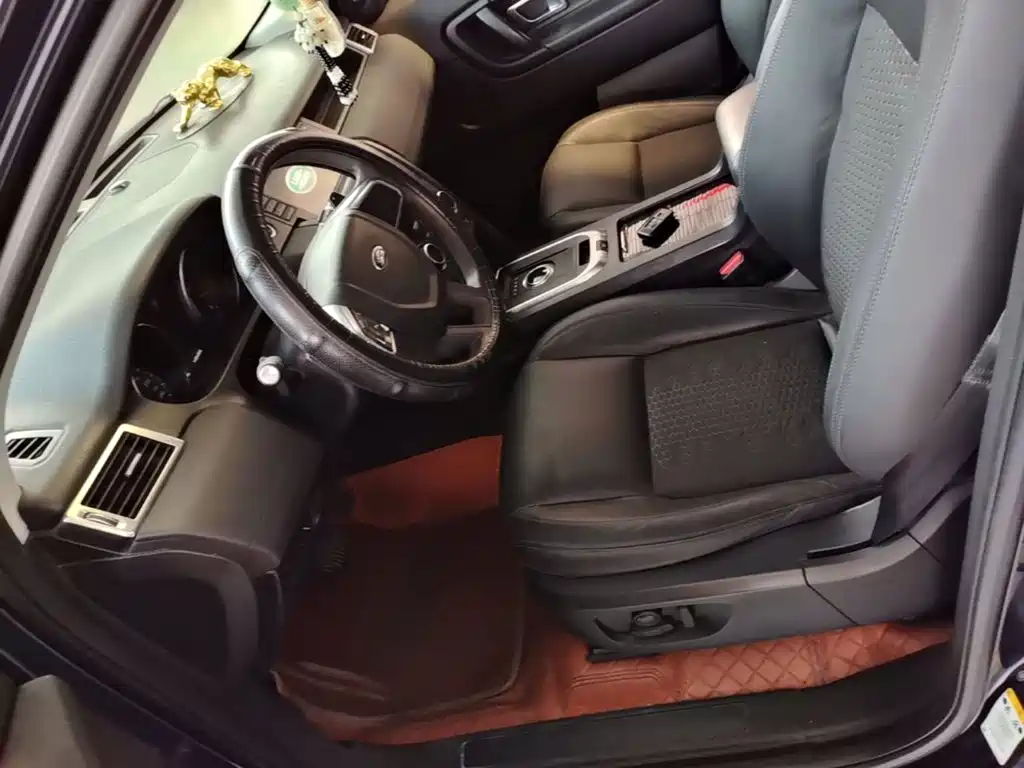 Land Rover Discovery Sport — миниатюра 15