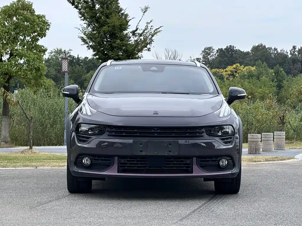 Lynk & Co 02 — миниатюра 3