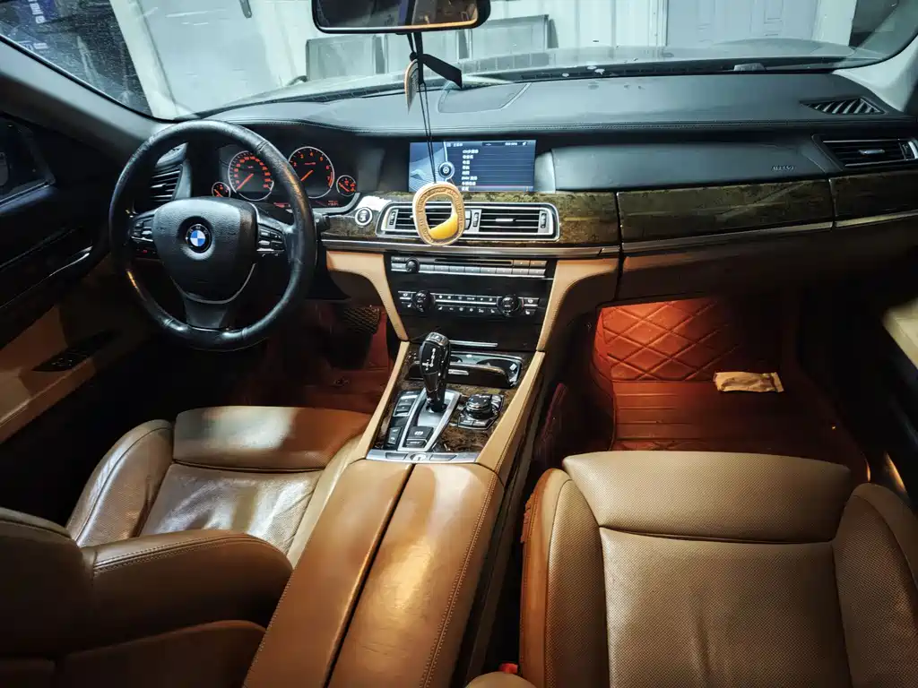BMW 7 Series 7 2012 760Li 25