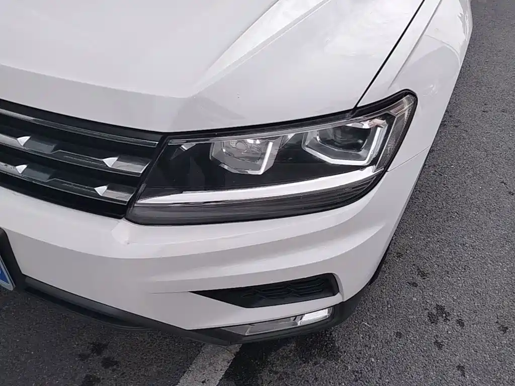 Volkswagen Tiguan L — миниатюра 24