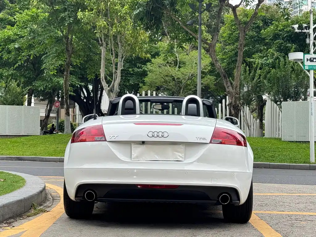 Audi TT — миниатюра 12