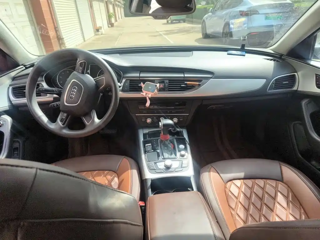 Audi A6L — миниатюра 5