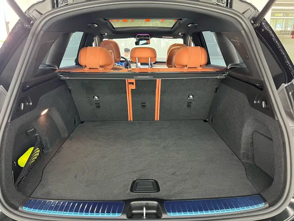 Mercedes-Benz GLC — миниатюра 24