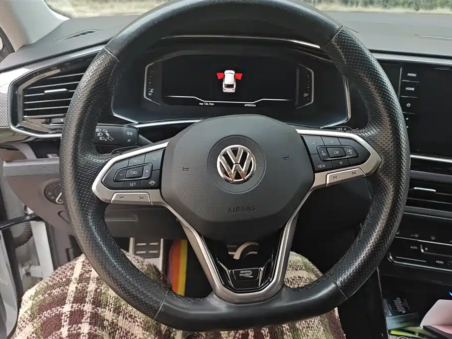 VOLKSWAGEN TANYUE X