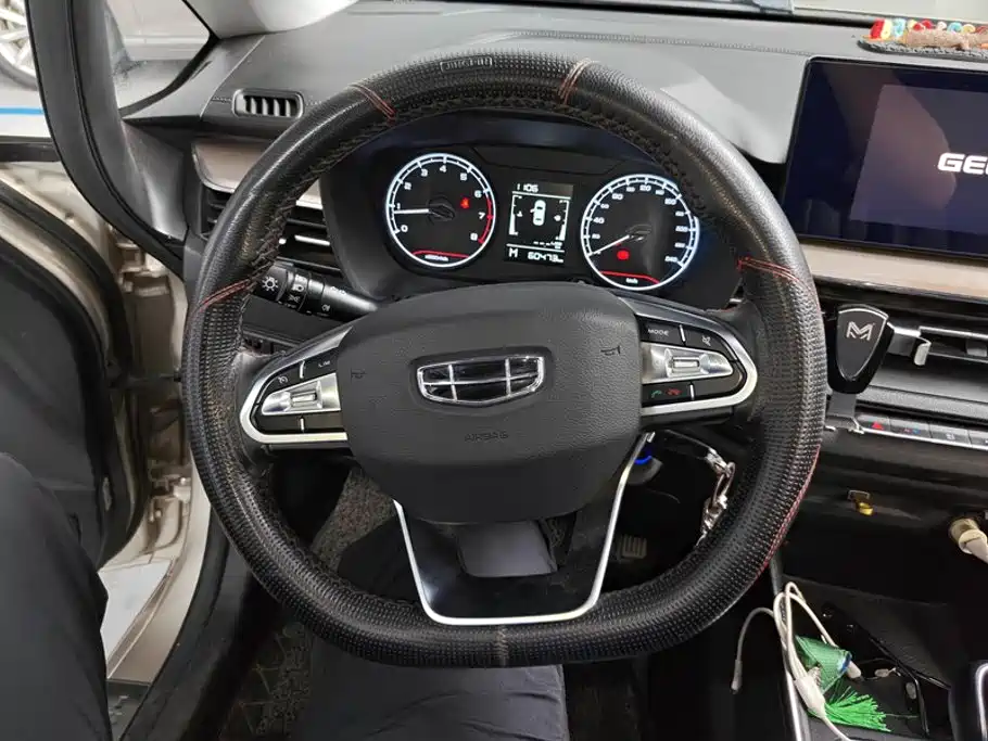 Geely Vision X3 — миниатюра 15