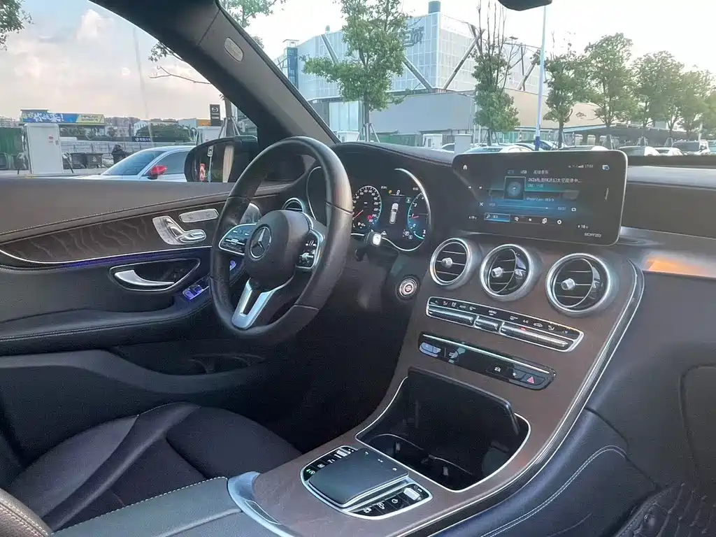 Mercedes-Benz GLC — миниатюра 10