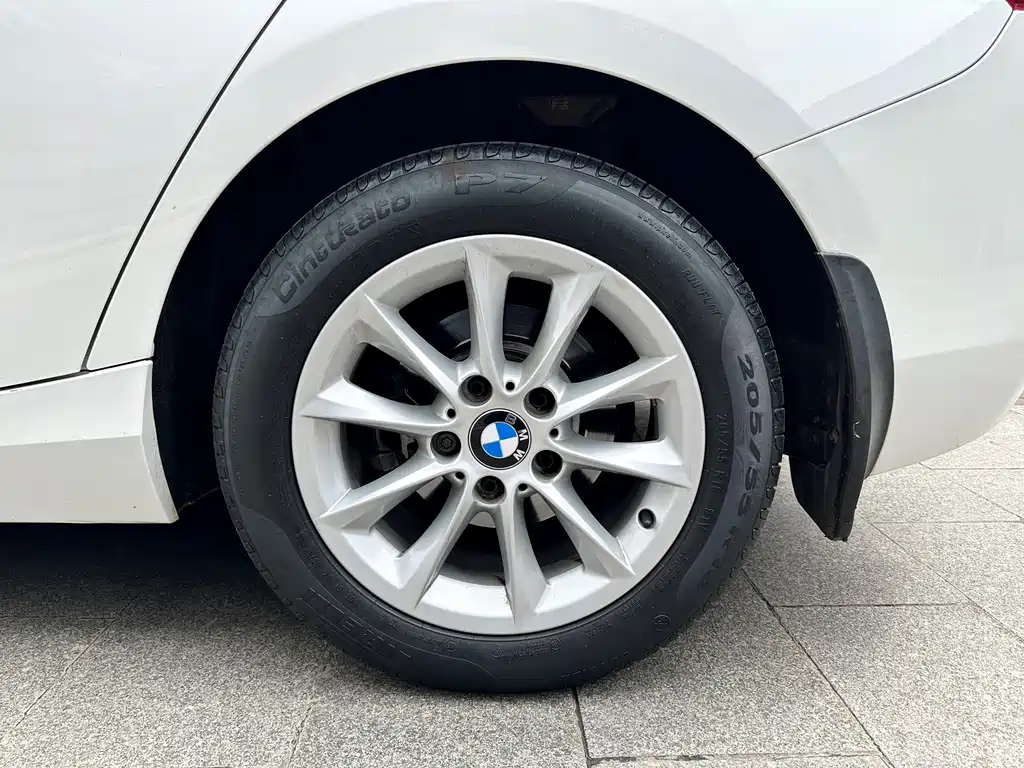 BMW 1 Series (Import) — миниатюра 21