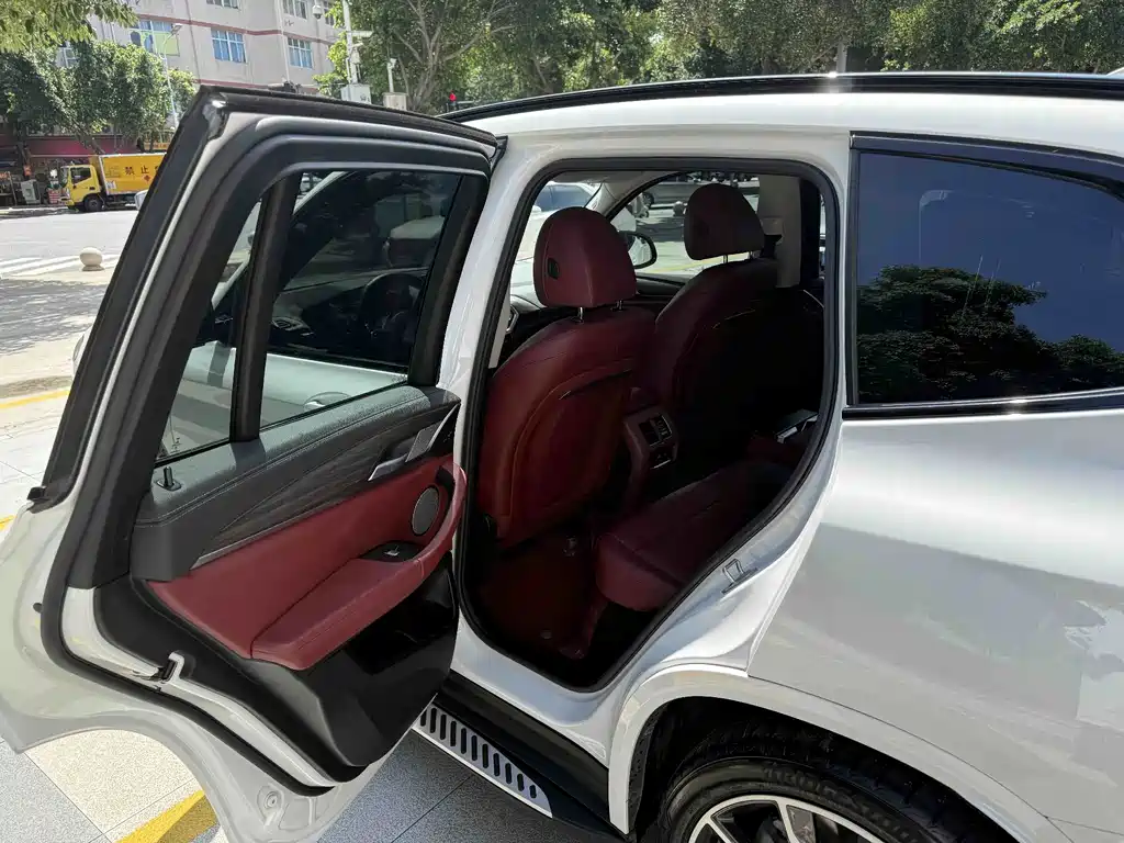 BMW X3 — миниатюра 9