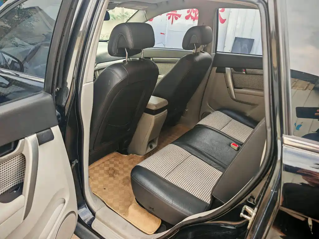 Chevrolet Captiva — миниатюра 11