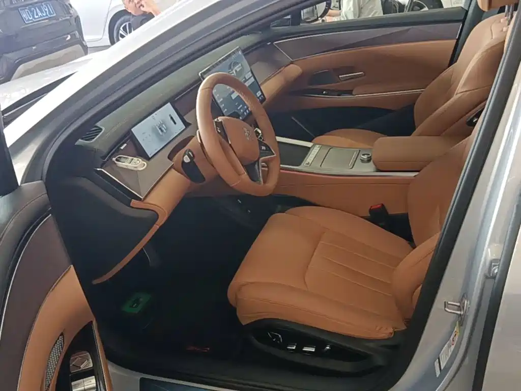 BYD Han L — миниатюра 15