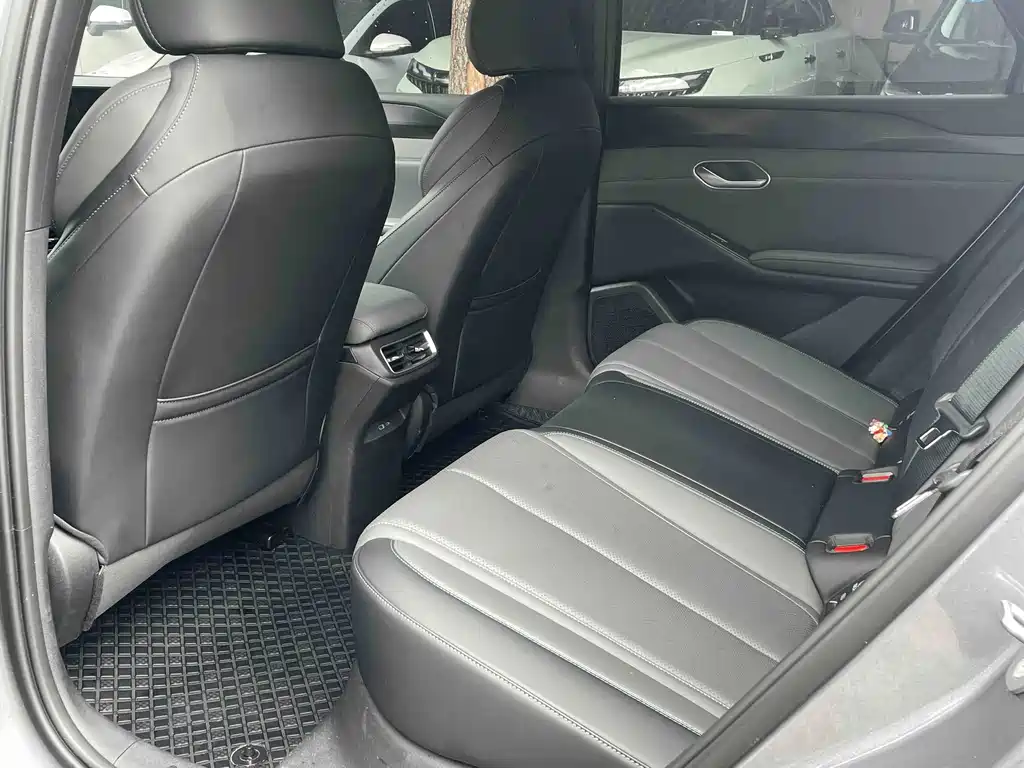 BYD Qin L — миниатюра 7