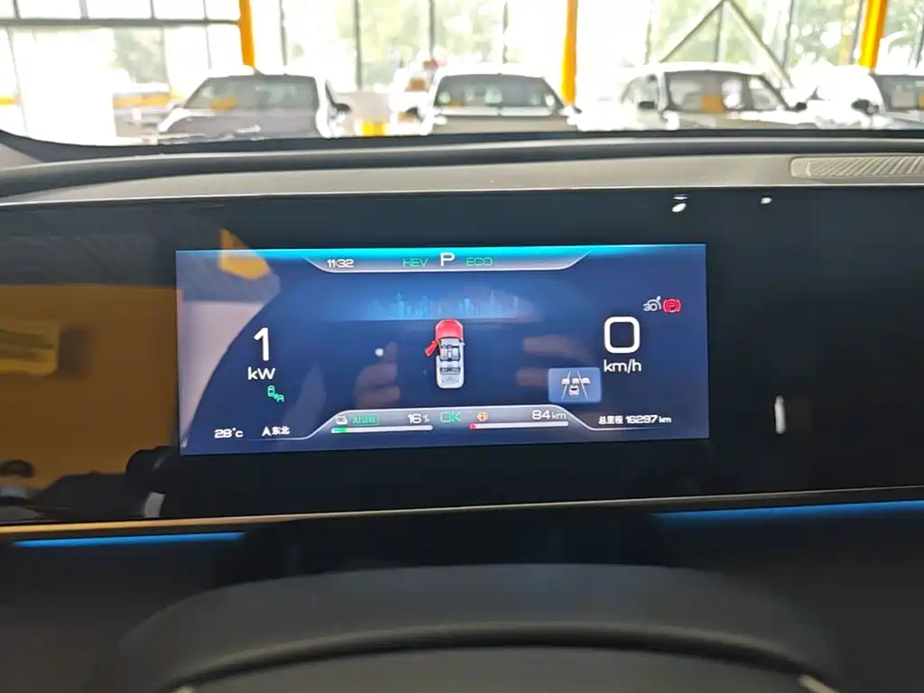 BYD Qin L — миниатюра 12