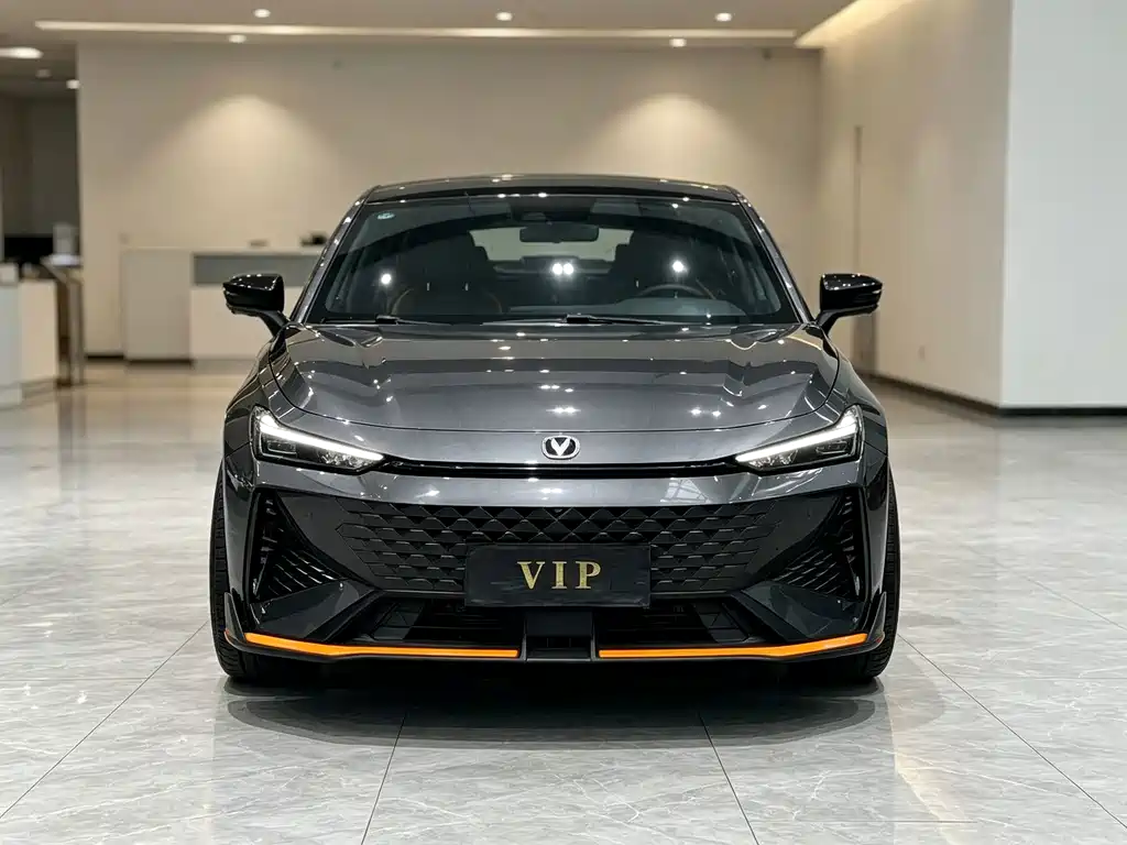 Changan UNI-V — миниатюра 3