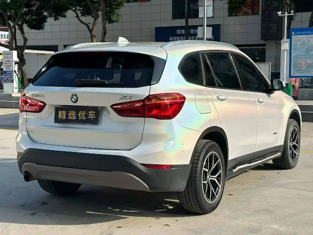 BMW X1 — миниатюра 7