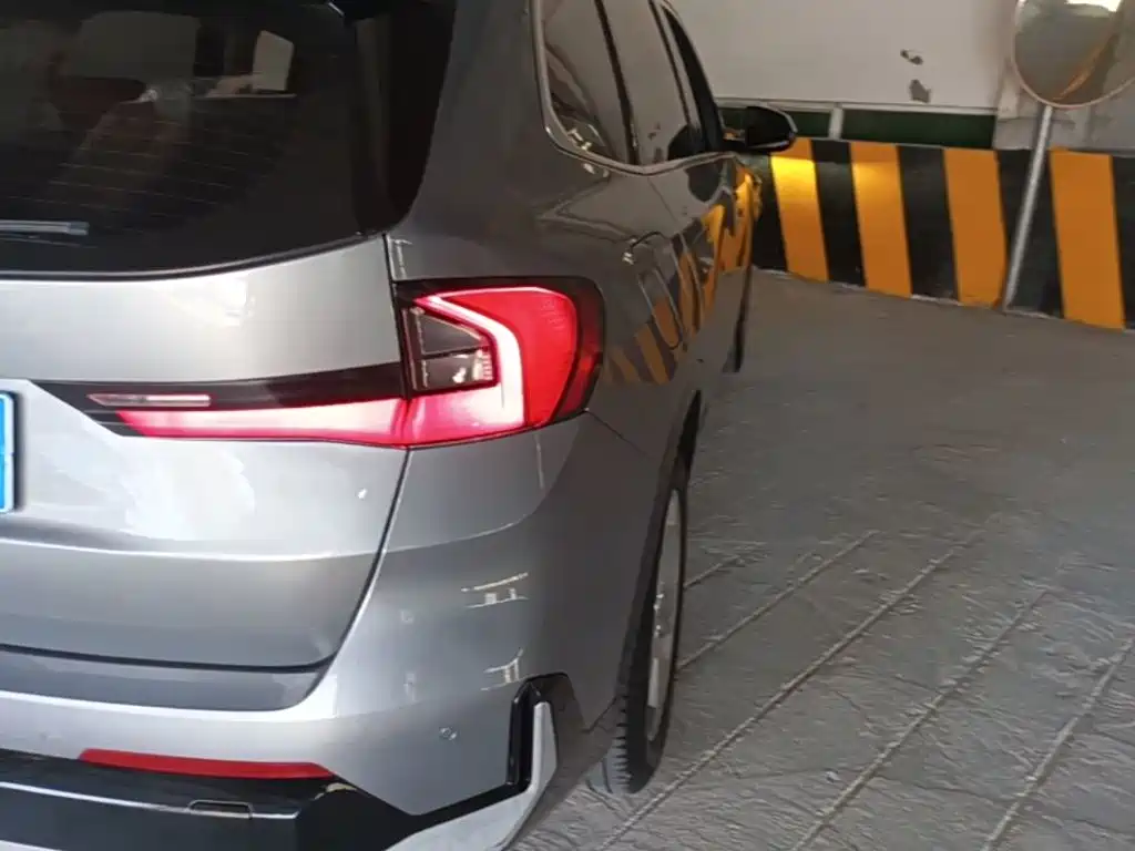 BMW X1 — миниатюра 8