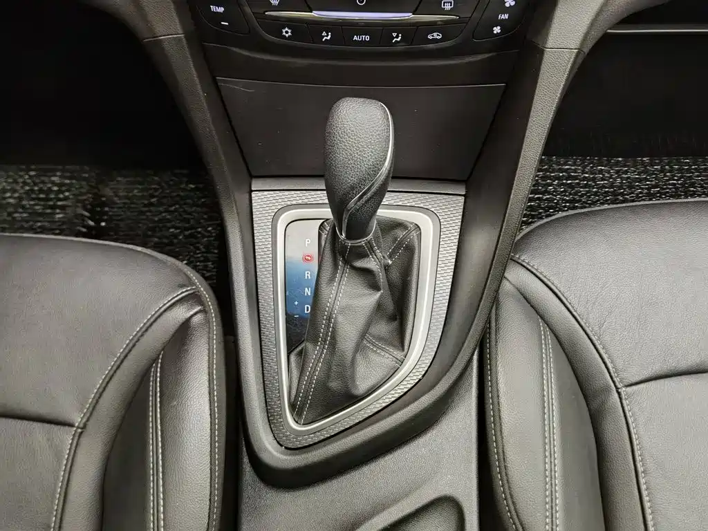 Buick Excelle — миниатюра 13