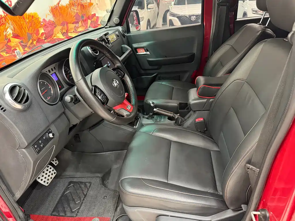 Beijing Off-Road BJ40 40L 2.3T Auto 4WD Taklimakan Champion Edition, фото 7