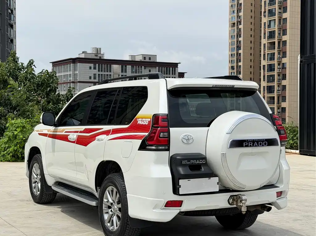 Toyota Prado — миниатюра 7