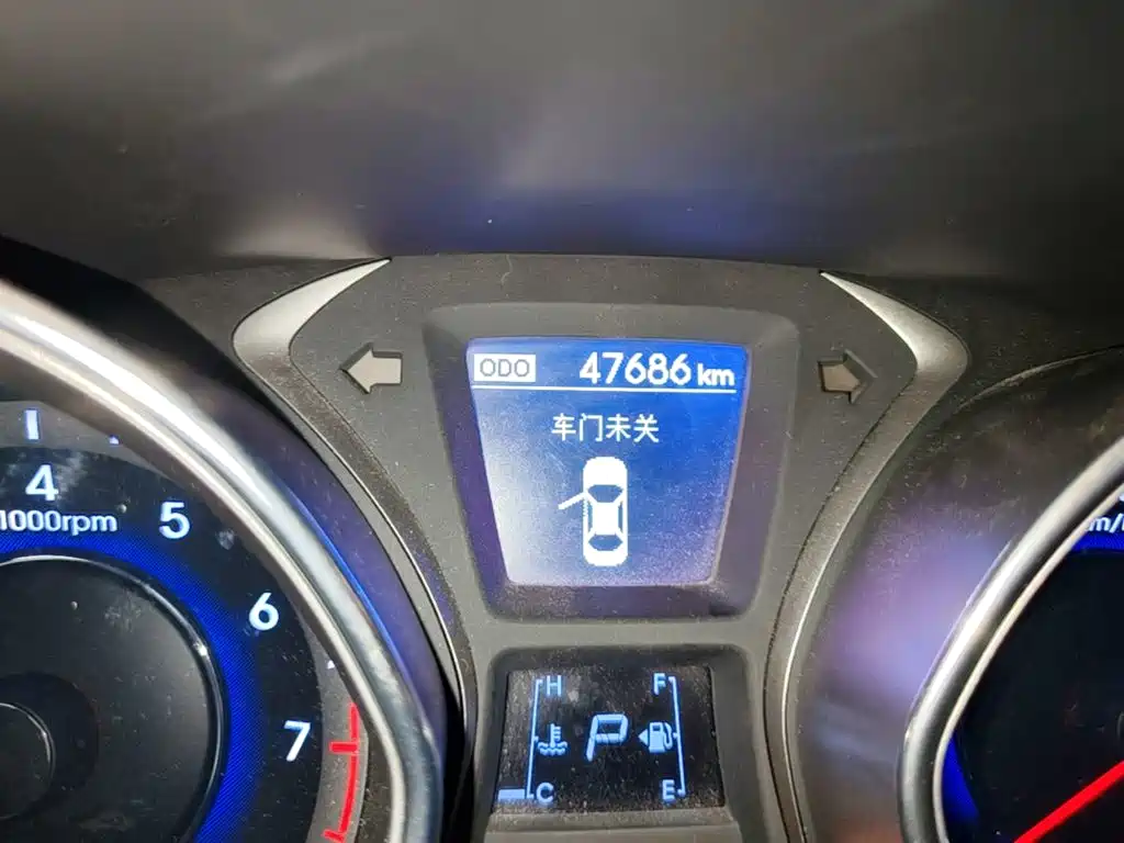 Hyundai Elantra Langdong — миниатюра 17