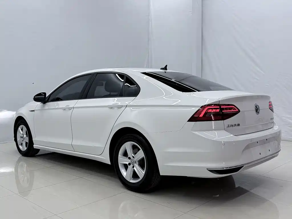 Volkswagen Lamando — миниатюра 12