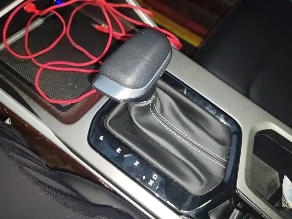 Geely Emgrand — миниатюра 15