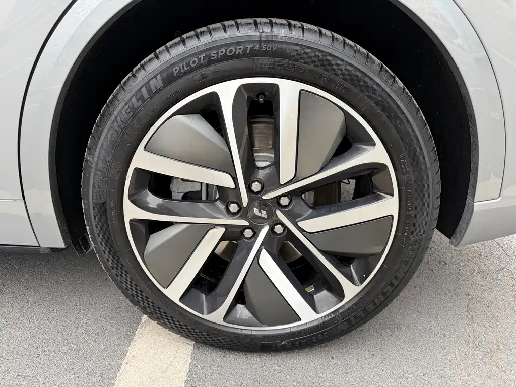 Li Auto Li L9 — миниатюра 11