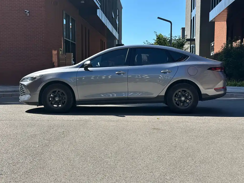BYD Qin PLUS — миниатюра 8