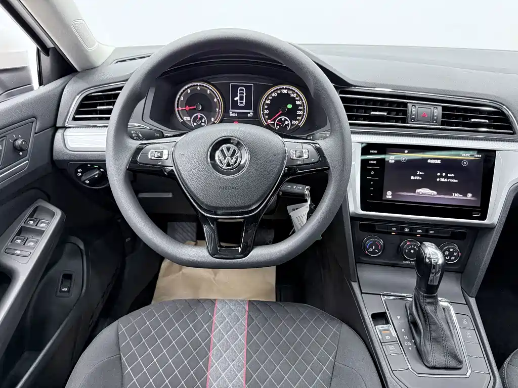 Volkswagen Lamando — миниатюра 7