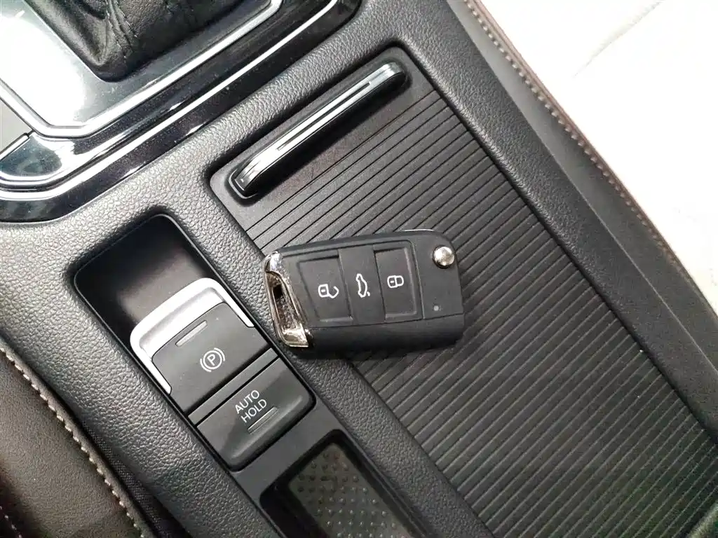 Volkswagen Magotan 2026 3000 380TSI DSG Luxury