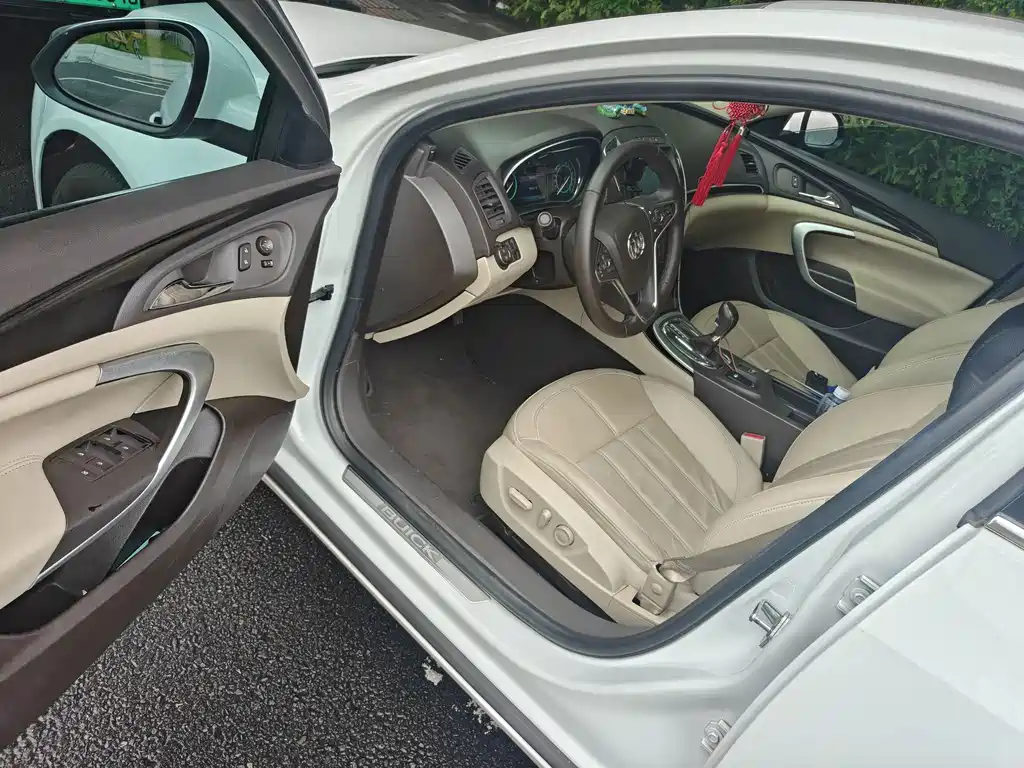 Buick Regal — миниатюра 8