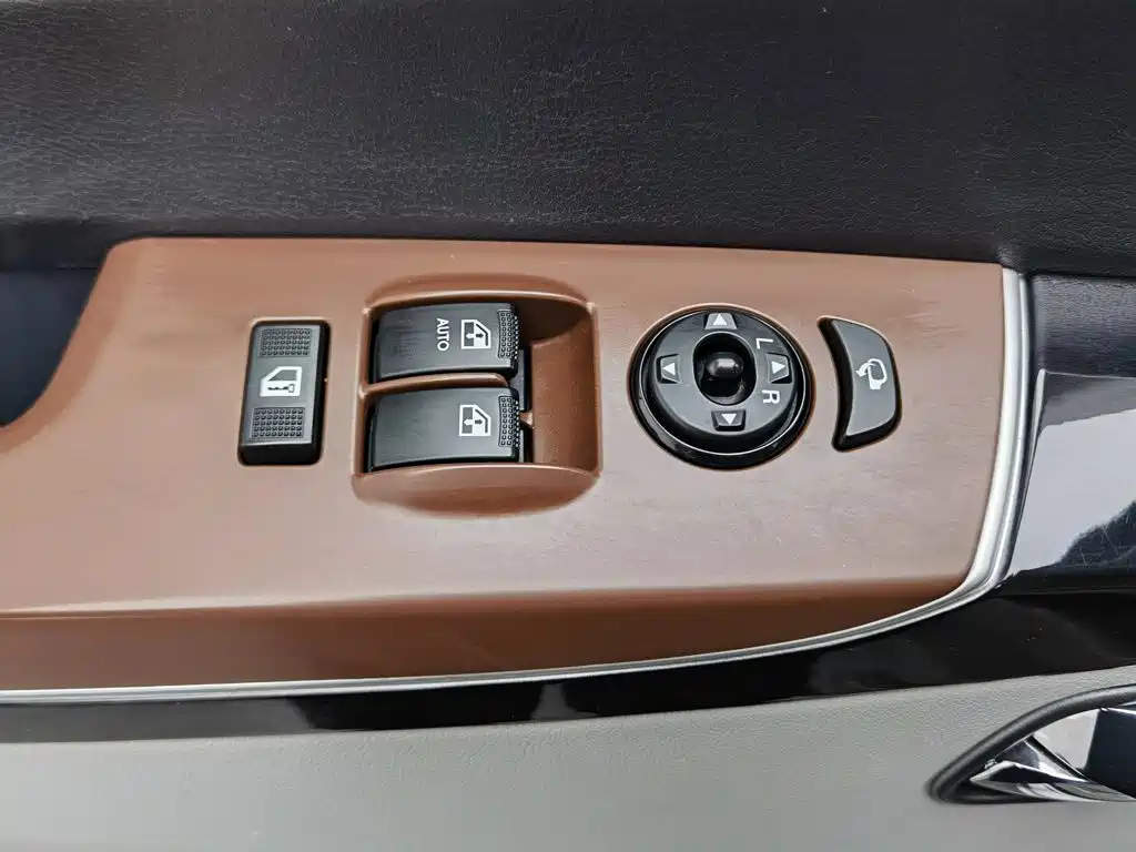 JAC Refine M5 — миниатюра 9