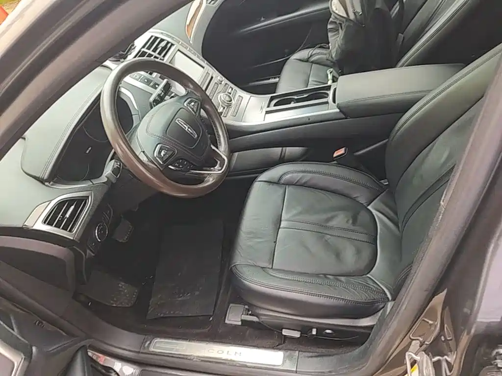 Lincoln MKZ — миниатюра 15
