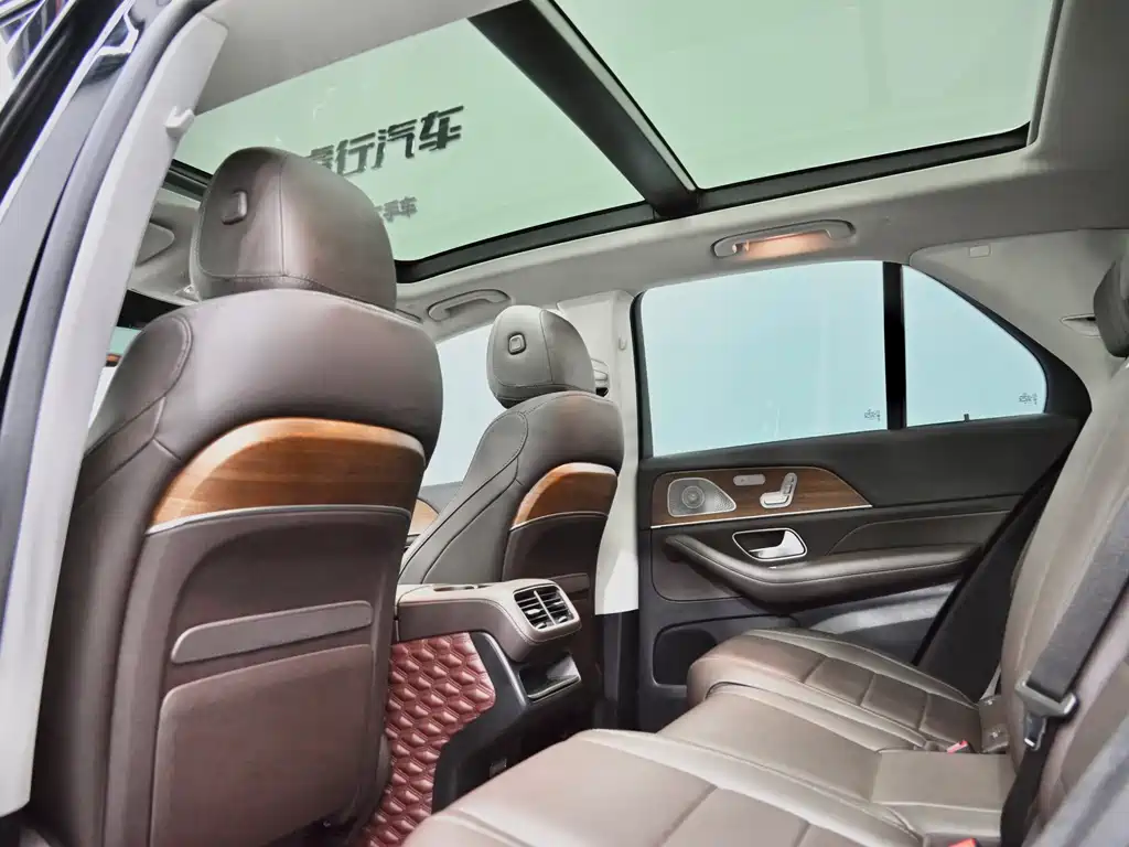 Mercedes-Benz GLE New Energy — миниатюра 14