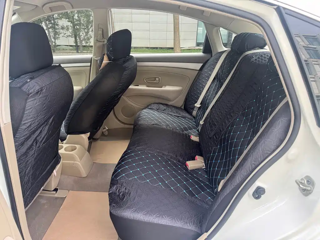 Nissan Sylphy — миниатюра 7